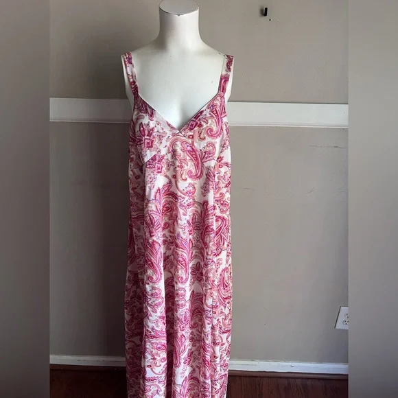 Sassfras Pink and White Paisley Dress - Picture 6 of 10